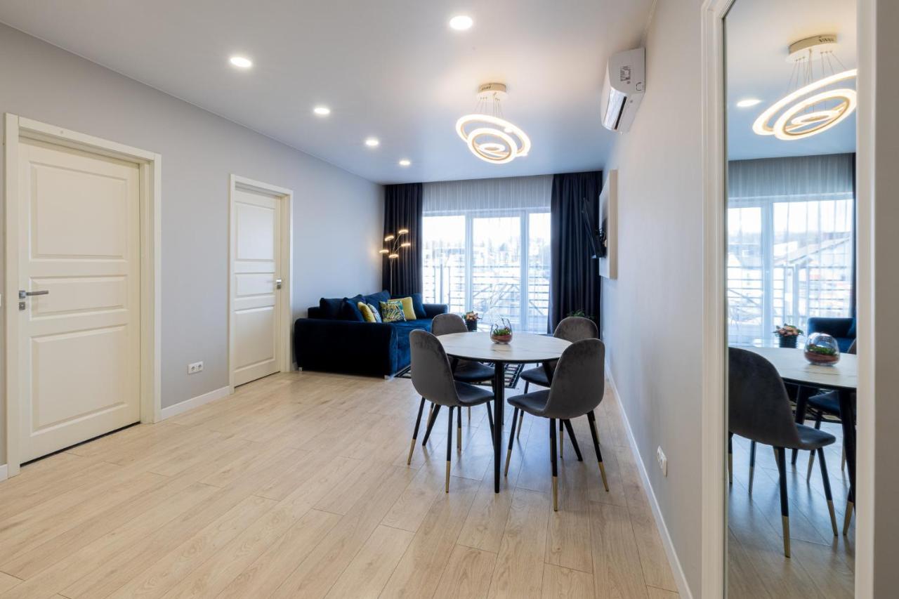 Dharma Stay Apartamentai Su Terasa Ir Vaizdu I Miesta Тельшяй Экстерьер фото